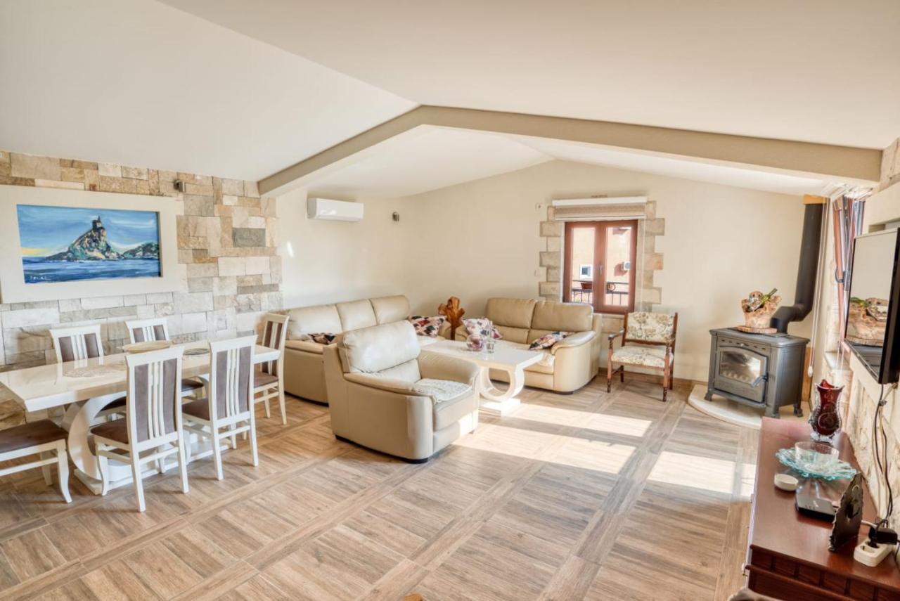 Savovic_Lux Apartamento Petrovac Exterior foto